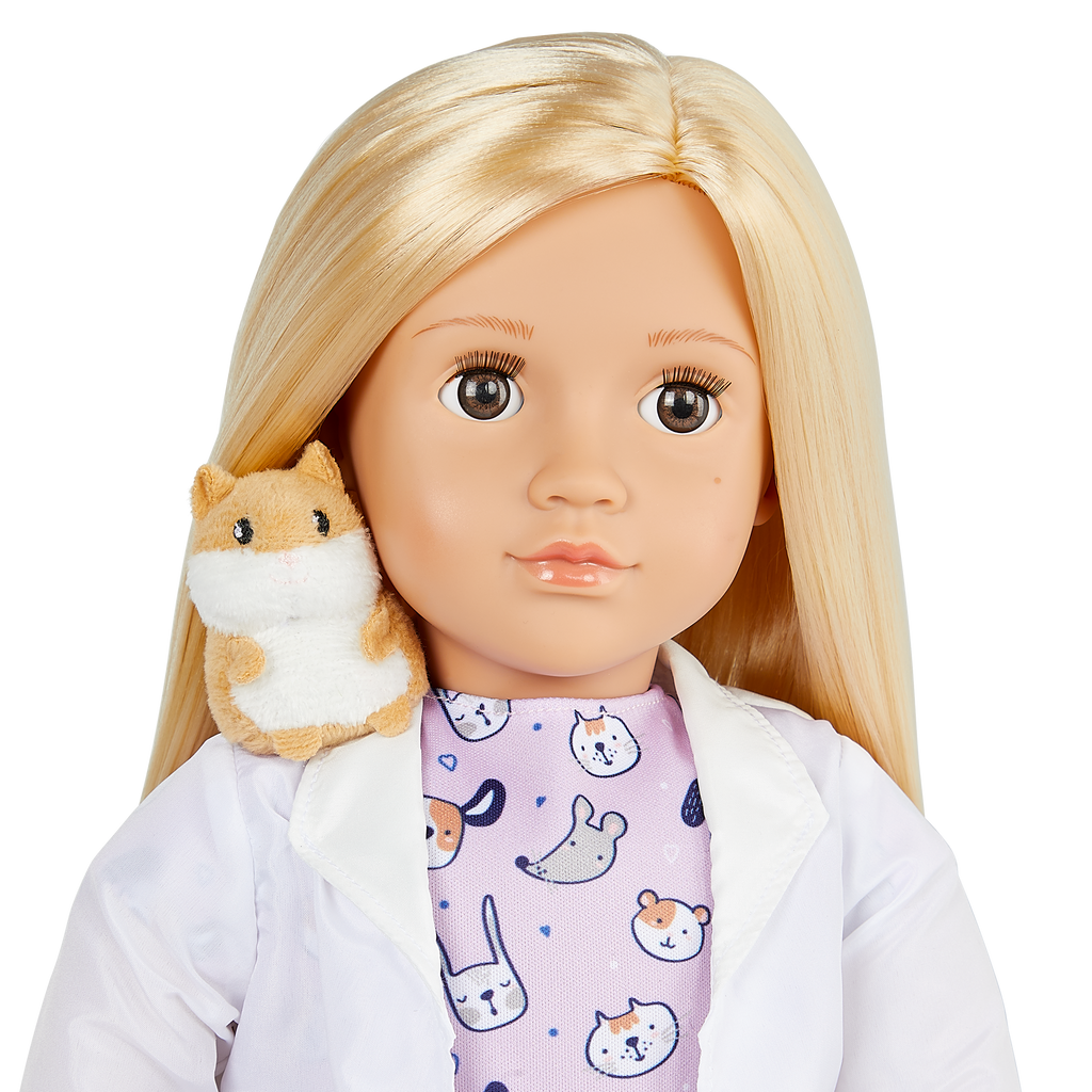 Noemie Doll